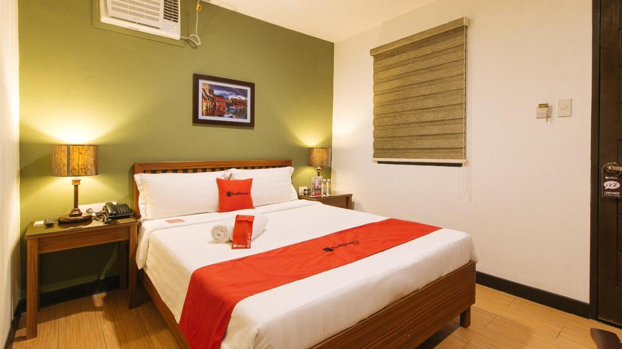 Reddoorz @ Gardenview Hotel Gtower Ángeles Extérieur photo