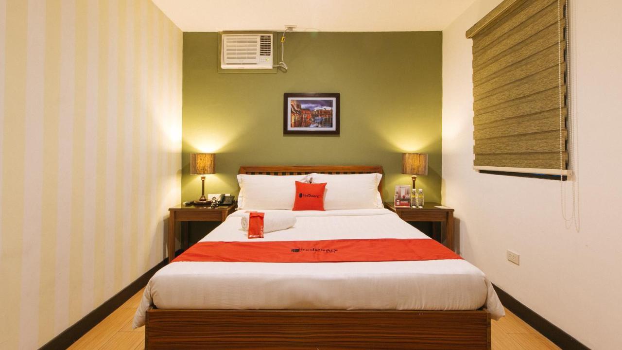 Reddoorz @ Gardenview Hotel Gtower Ángeles Extérieur photo